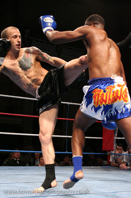 Bad Boy Kao Loy Muay Thai Shorts Size MEDIUM UFC ONE FC MMA Kick Boxing Glory 